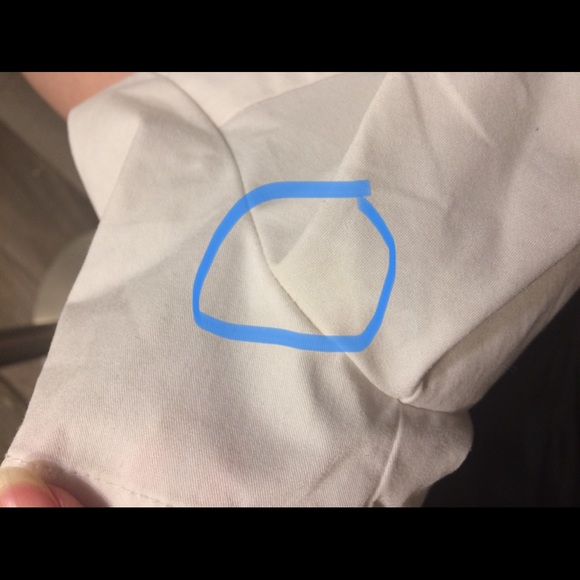 COPY - Jaanuu small white scrub top - Picture 3 of 3